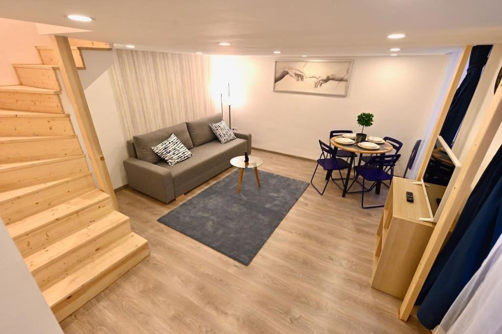Cute Gallery Flat In Kiraly Street Budapest Kültér fotó